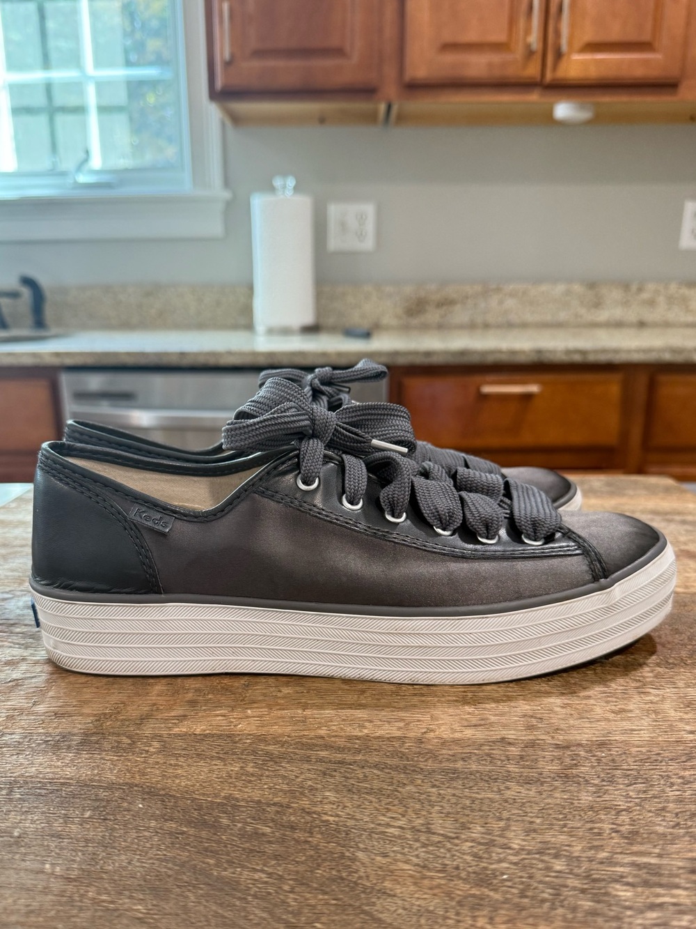 Keds Shoes Womens Triple Kick Platform Sneakers Black Lace Up Low Top Size 9.5